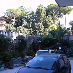 Casa Per Ferie Suore Domenicane 2*, Roma Italia