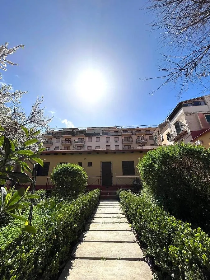 פלרמו Hotel D'Orleans